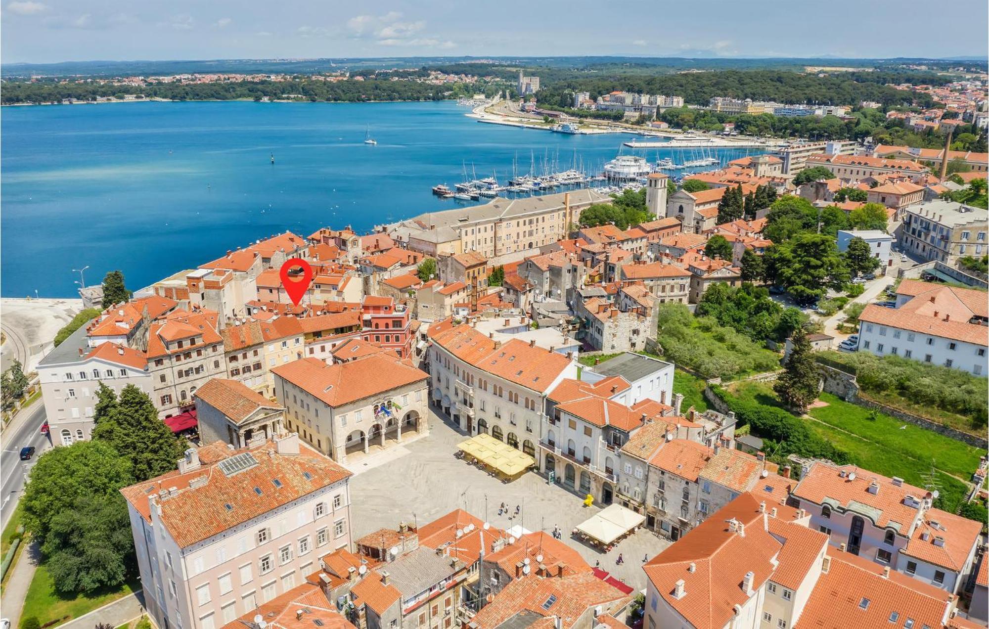 Awesome Apartment In Pula With Wifi Экстерьер фото