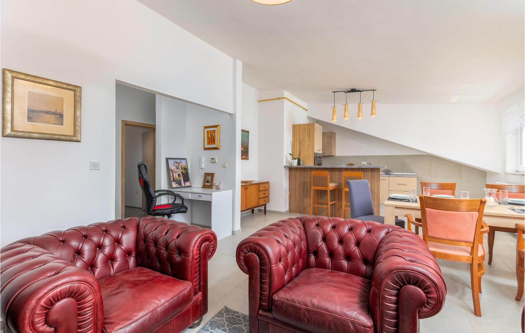 Awesome Apartment In Pula With Wifi Экстерьер фото